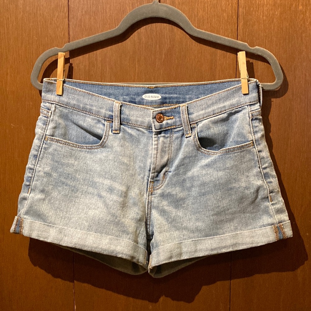 Old Navy | light wash denim shorts | size 4